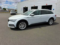 Skoda Superb combi Scout 2.0 TDI 150 SCR DSG7 occasion - Photo 2