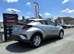 Toyota C-HR  Dynamic business + programme beyond zero academy occasion - Photo 2