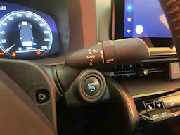 Toyota C-HR  Design business hybride 140 occasion - Photo 25