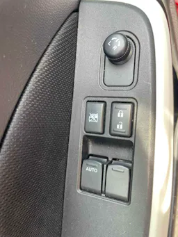 Suzuki Swift  1.2I DUALJET HYBRID 83CV occasion - Photo 12
