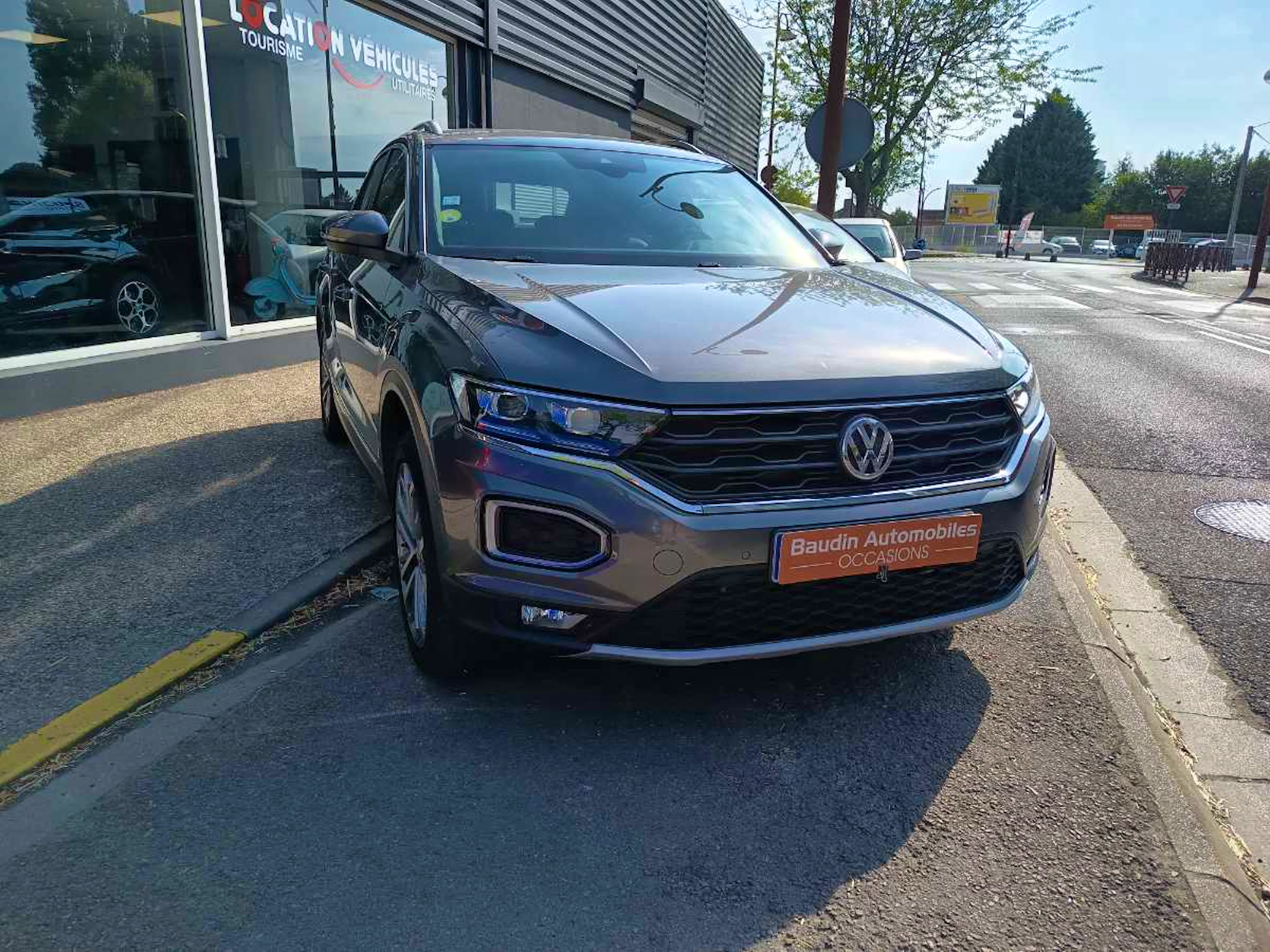 Volkswagen T-Roc 2.0L TDI 150 CV LOUNGE DSG occasion