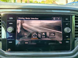 Volkswagen T-Roc  2.0L TDI 150 CV LOUNGE DSG occasion - Photo 16