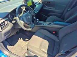 Toyota C-HR  C-HR 122H DYNAMIC BUSINESS 2WD E-CVT occasion - Photo 3