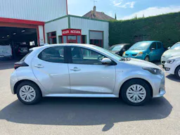 Toyota Yaris  YARIS IV HYBRIDE 116H DYNAMIC BUSINESS occasion - Photo 4