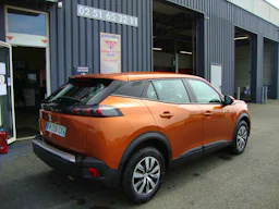 Peugeot 2008 1.2 PURETECH 100 CV BVM6 ACTIVE BUSINESS occasion - Photo 4