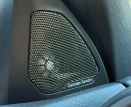 BMW Série 1  118IA 135 M-SPORT DKG BVA / TOIT PANORAMIQUE OUVRANT / AUDIO HARMAN KARDON / SIEGES M SPORT occasion - Photo 9