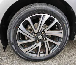 Suzuki Swift 1.2L DUALJET HYBRID PACK 83Ch occasion - Photo 10
