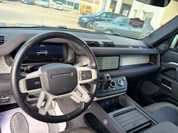 Land Rover Defender  2.0 D 240 CV S occasion - Photo 9