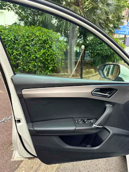 Seat Leon LEON IV 2.0 TDI 150 XCELLENCE DSG7 occasion - Photo 16