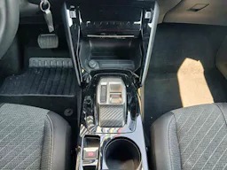 Peugeot 2008 Allure 145ch Hybrid e-DCS6 occasion - Photo 10