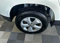 Dacia Duster confort occasion - Photo 19