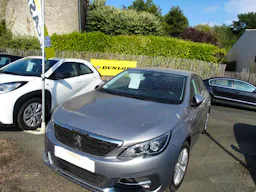 Peugeot 308  PEUGEOT II PHASE 2 STYLE 1.5 BLUE HDI 100 CV occasion - Photo 2