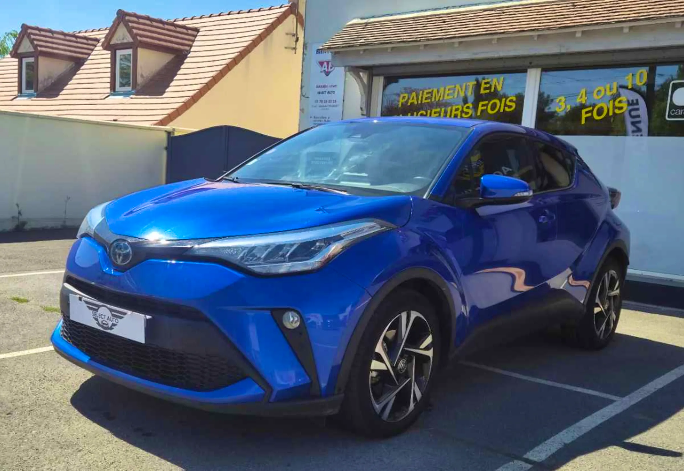 Toyota C-HR 1.8 Hybride 122ch Design / PREMIERE MAIN / FINANCEMENT POSSIBLE occasion