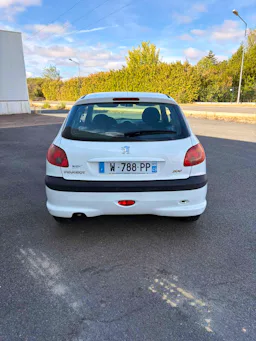 Peugeot 206  1.4i 8V 75 TRENDY occasion - Photo 4