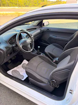Peugeot 206  1.4i 8V 75 TRENDY occasion - Photo 7