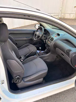 Peugeot 206 1.4i 8V 75 TRENDY occasion - Photo 12