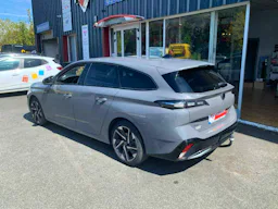 Peugeot 308 SW 1.5 BHDI 130cv ALLURE EAT8 occasion - Photo 3