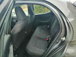 Toyota Yaris  1.5 116H DYNAMIC BUSINESS occasion - Photo 4