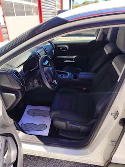 Citroën C5 Aircross 1.5 BlueHDI 130 S&S Feel Pack EAT8 occasion - Photo 8