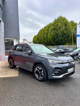 Volkswagen Tiguan  R-LINE occasion - Photo 2