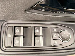 Renault Clio Clio VI HYBRID E-Tech full 160 ch Techno occasion - Photo 13