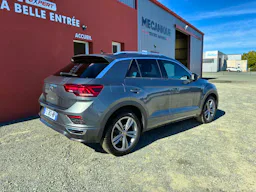 Volkswagen T-Roc  2.0 TDI 150 DSG7 R-LINE occasion - Photo 2