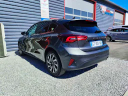 Ford Focus  1.0 FLEXIFUEL E85 125 HYBRID MHEV TITANIUM-X BUSINESS occasion - Photo 3