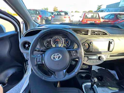 Toyota Yaris  YARIS III (XP13) 1.5i VVT-i 100 Hybrid occasion - Photo 6