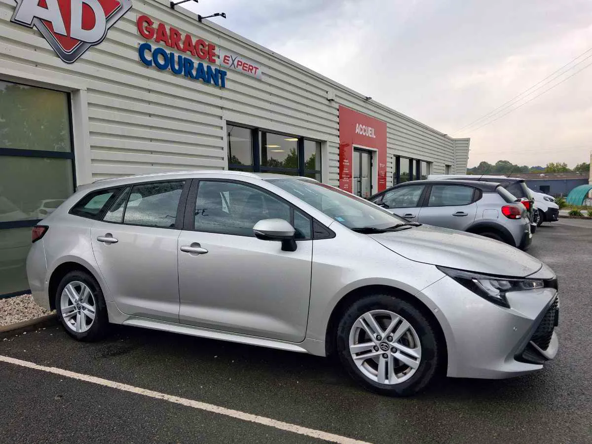 Toyota Corolla Touring Spt 184h Dynamic business occasion