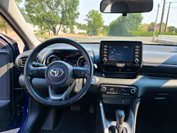 Toyota Yaris 116h Dynamic business 5p occasion - Photo 5