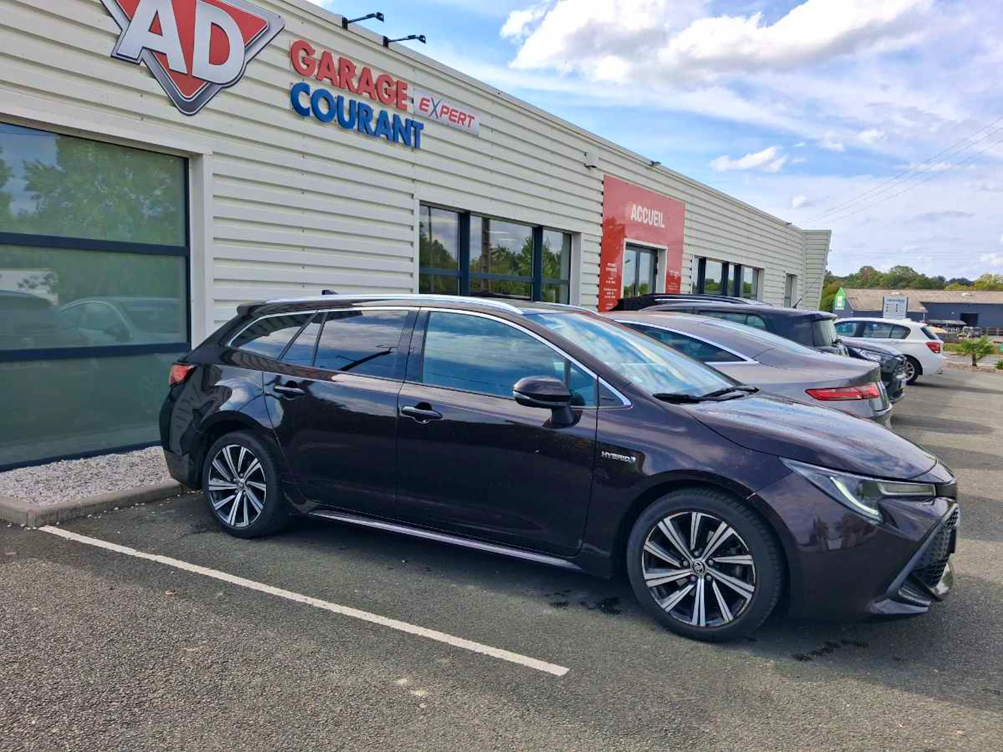 Toyota Corolla TS 2.0 184h DESIGN occasion