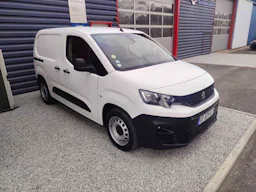 Peugeot Partner  FOURGON BLUEHDI 130 S&S STANDARD 650KG PREMIUM BVM6 - TVA récupérable occasion - Photo 2