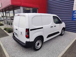 Peugeot Partner FOURGON BLUEHDI 130 S&S STANDARD 650KG PREMIUM BVM6 - TVA récupérable occasion - Photo 4