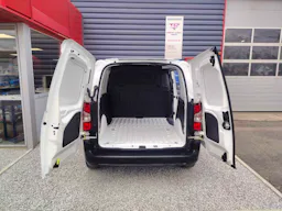 Peugeot Partner  FOURGON BLUEHDI 130 S&S STANDARD 650KG PREMIUM BVM6 - TVA récupérable occasion - Photo 8