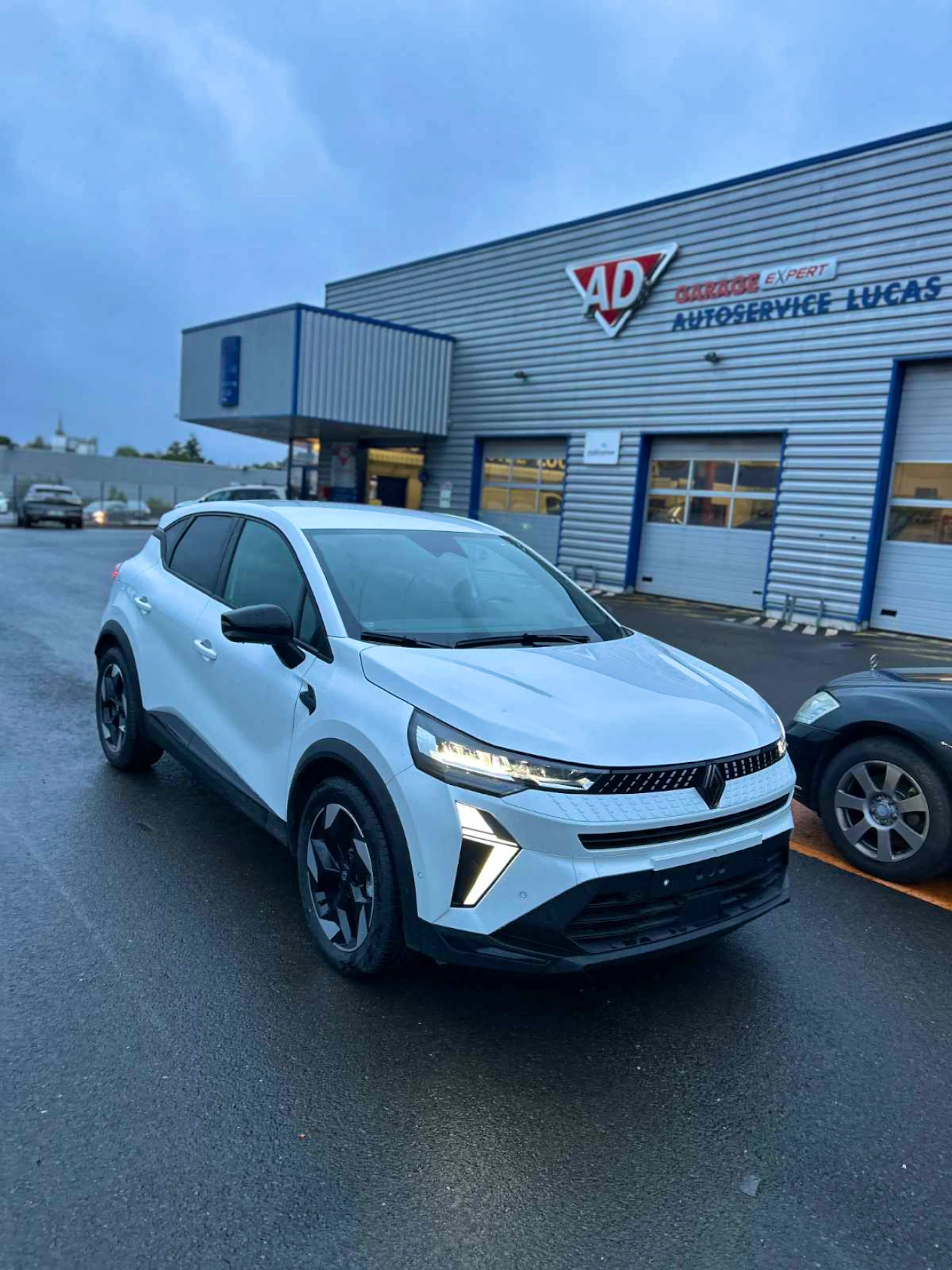 Renault Captur 1.8 FULL HYBRID 160 TECHNO occasion