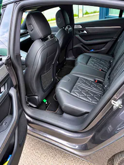 Peugeot 508  508 II Plug-in Hybrid 225 e-EAT8 GT Pack occasion - Photo 10