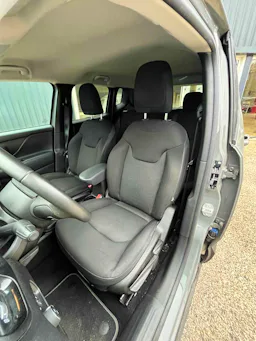 Jeep Renegade  1.6 MULTIJET 130CH LONGITUDE BVM6 BV6 occasion - Photo 9