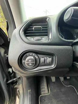 Jeep Renegade  1.6 MULTIJET 130CH LONGITUDE BVM6 BV6 occasion - Photo 11