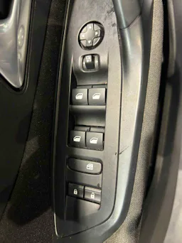 Peugeot 308  1.5 BHDI occasion - Photo 13