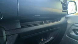 Toyota Proace MEDIUM 2.0L 140 D-4D BVM6 DYNAMIC occasion - Photo 14