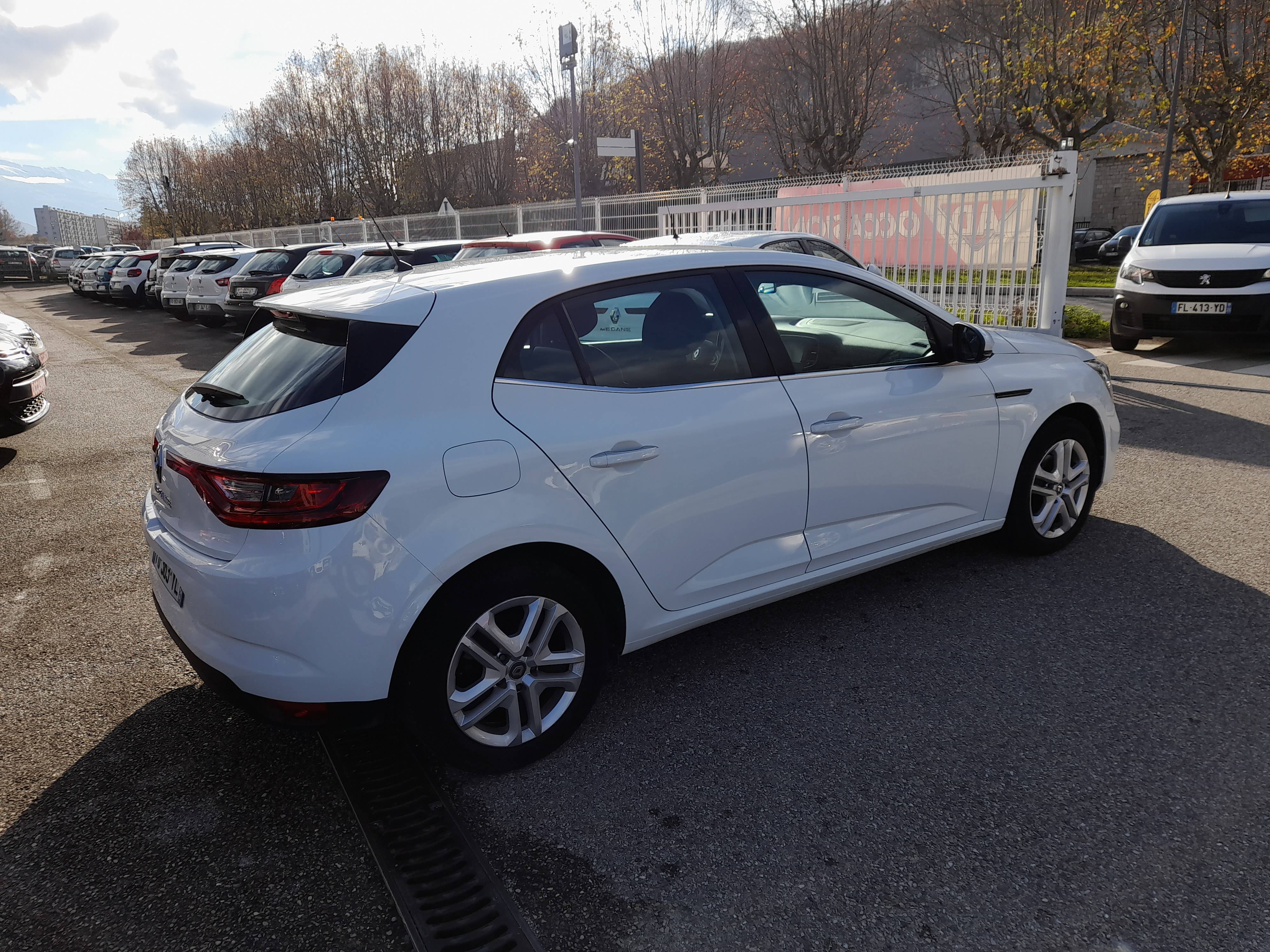Renault Mégane  IV  1.5 dCi 110ch energy Business occasion - Photo 2