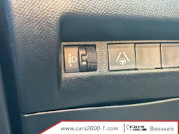 Peugeot 2008 Hybrid 145 e-DCS6 Allure occasion - Photo 22