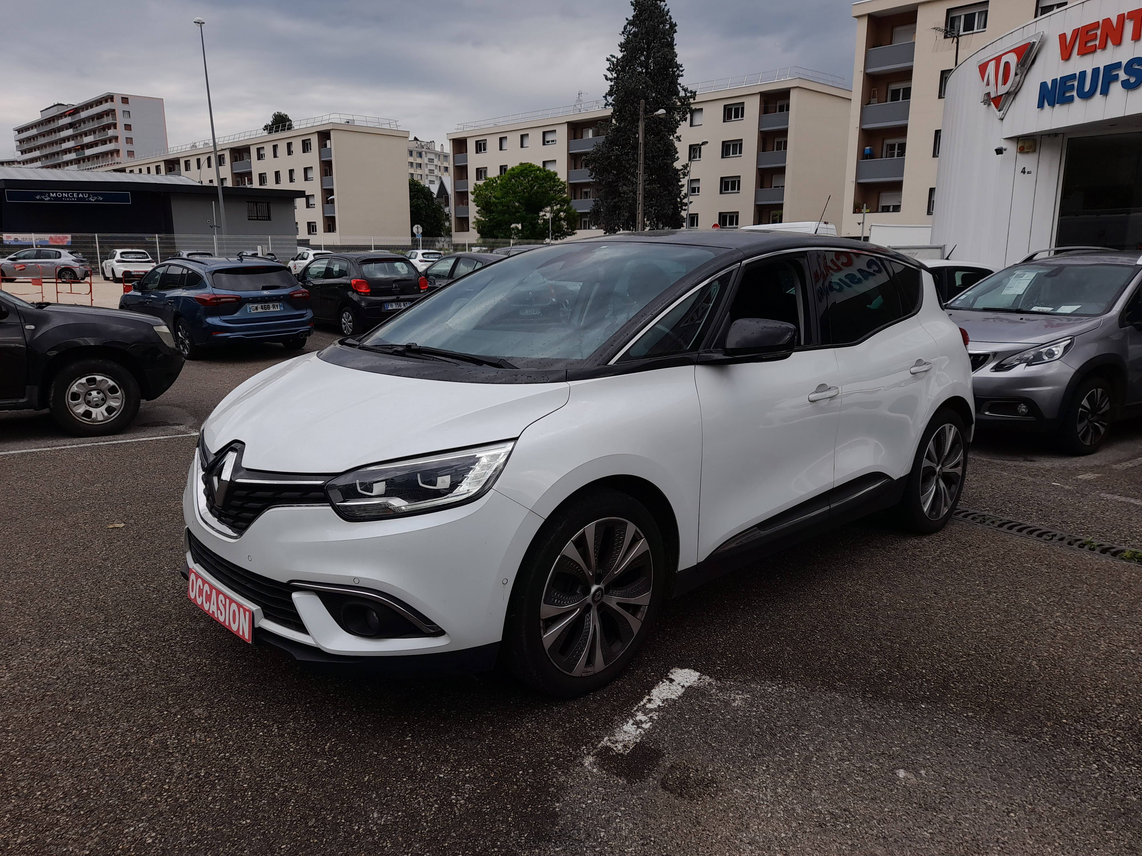 Renault Scenic  IV 1.5 dCi 110ch energy Intens EDC occasion - Photo 6