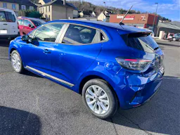 Renault Clio V BLUE DCI 100 EVOLUTION occasion - Photo 4