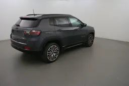Jeep Compass  1.5 Turbo T4 130 ch BVR7 e-Hybrid Summit occasion - Photo 7