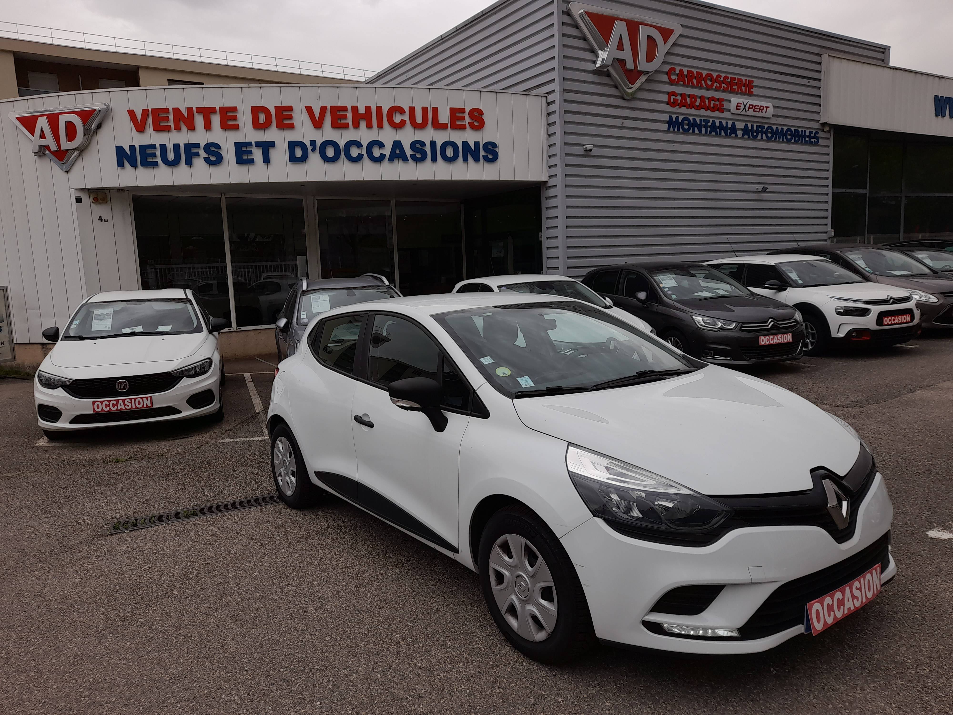 Renault Clio  1.5 dci 75 energy business société occasion - Photo 1