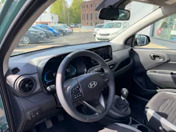 Hyundai i10 1.0 67CH ECO INTUITIVE / 60KM D'ORIGINE NEUVE occasion - Photo 9