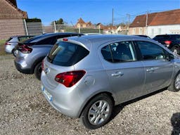 Opel Corsa 1.4 90CV ENJOY occasion - Photo 2