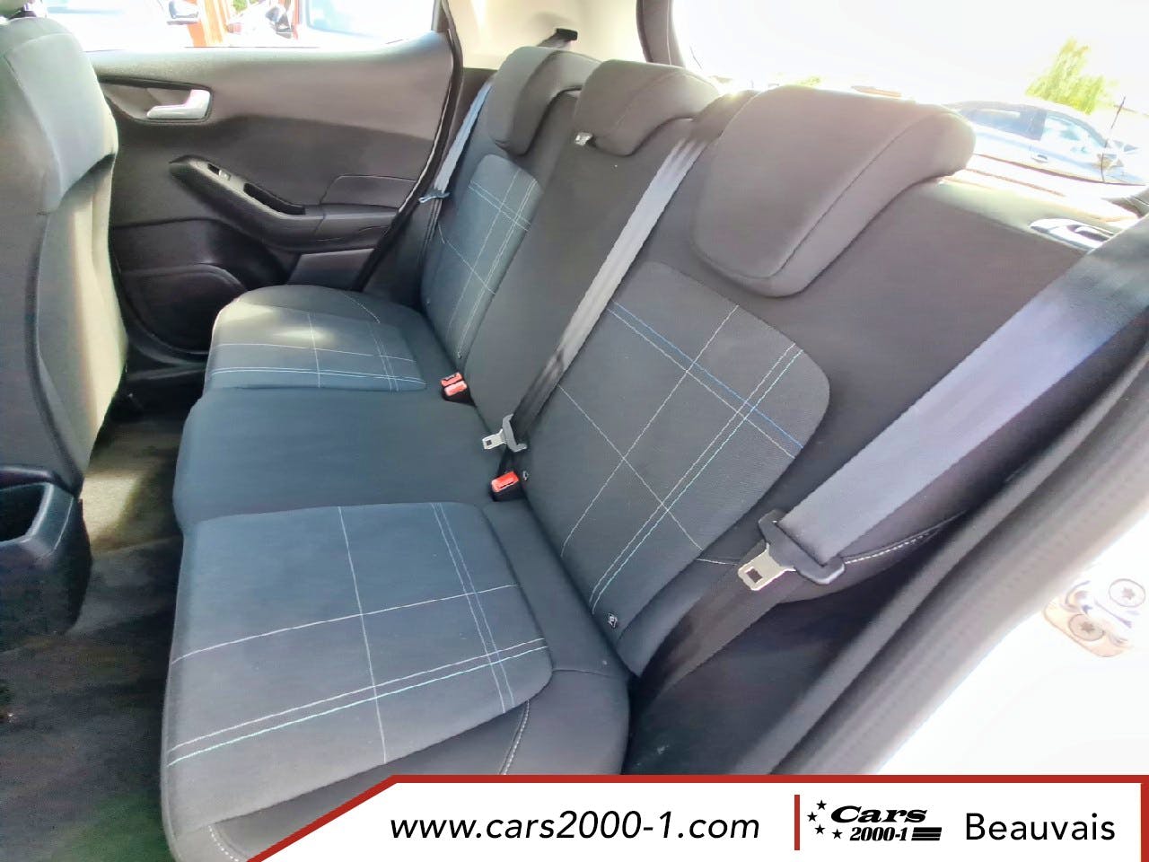 Ford Fiesta  1.1 75 ch BVM5 Connect Business occasion - Photo 9