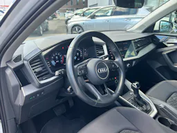 Audi A1 Sportback  35 TFSI 150CH S LINE S TRONIC 7 8CV occasion - Photo 9